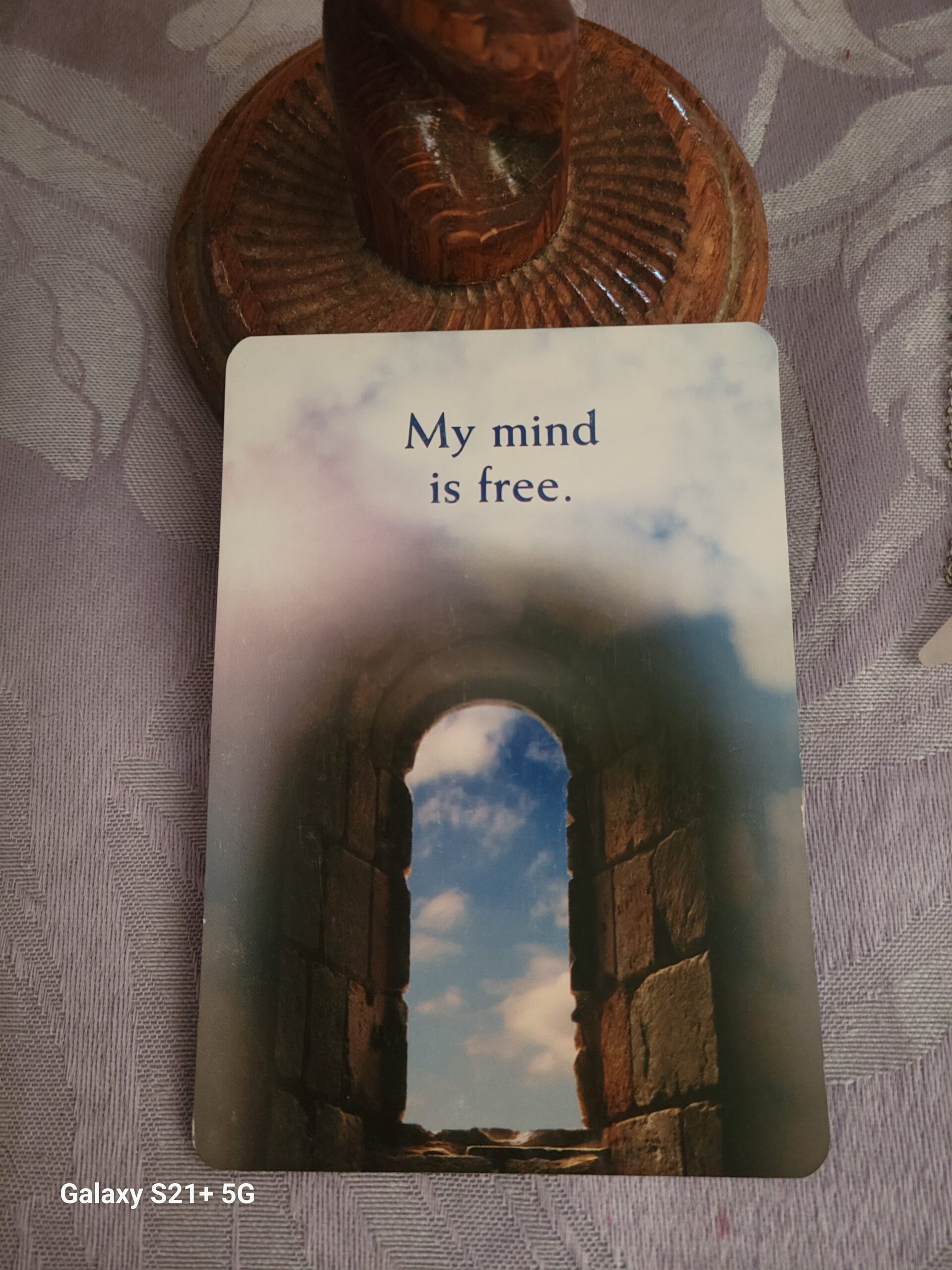 Daily Card Reading ~ My mind is free